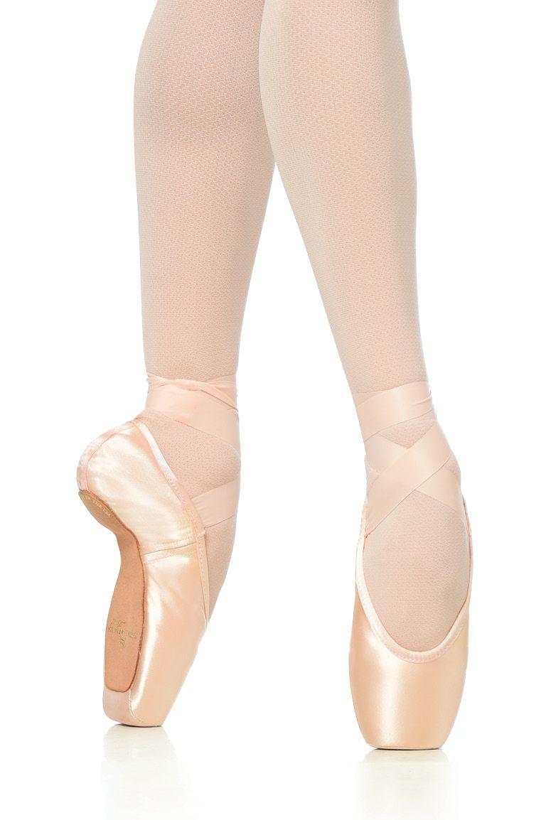 Gaynor Minden | Classic Fit Pointe Shoe | Size 7